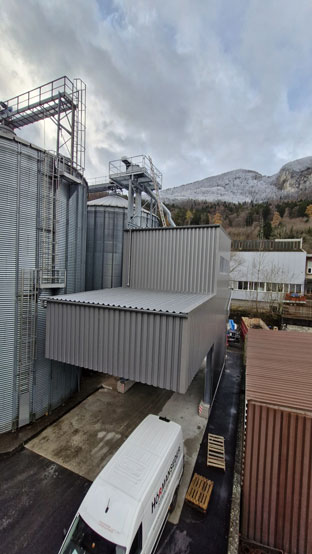 Verladehaus AEK Pellet AG